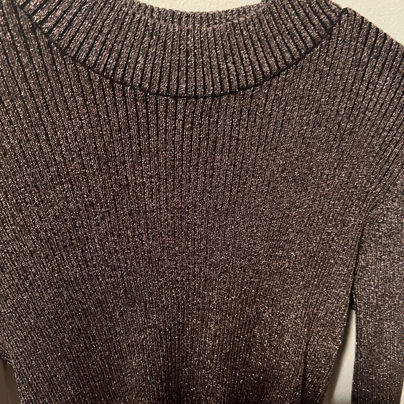 Glittery long sleeve sweater - Picture 3 of 4
